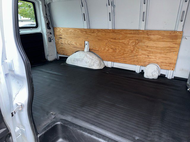 Used 2020 Chevrolet Express 2500 w/ Driver Convenience Package RWD image 28