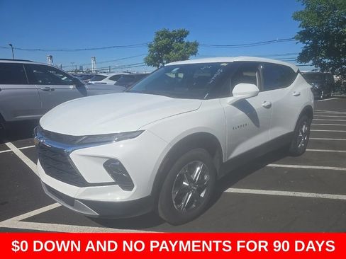 Used 2025 Chevrolet Blazer LT AWD/4WD image 1