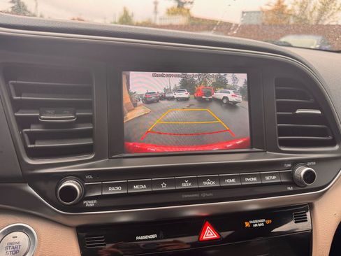 Used 2020 Hyundai Elantra Value Edition image 29