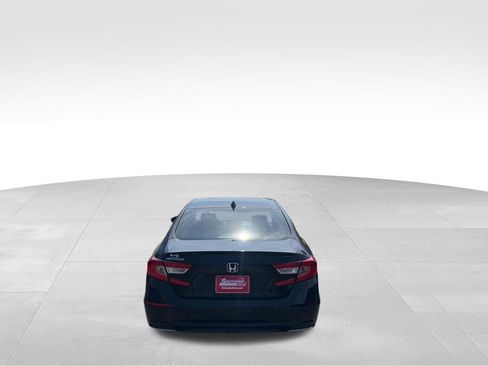 Used 2018 Honda Accord LX image 27