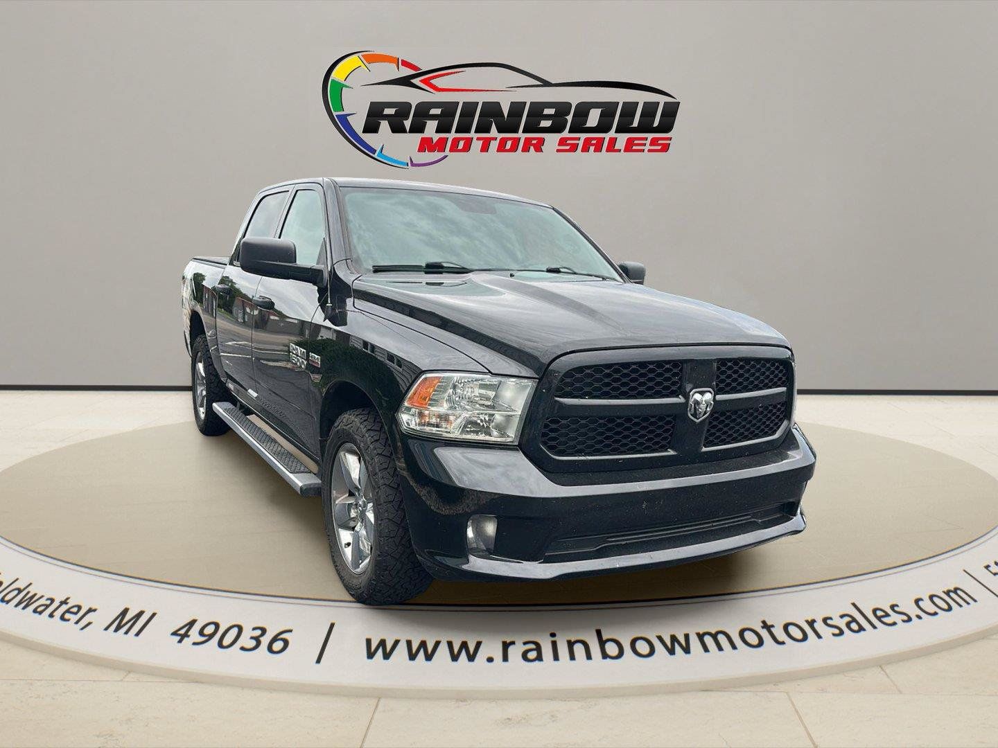 Used 2018 RAM 1500 Express w/ Wheel & Sound Group AWD/4WD image 3