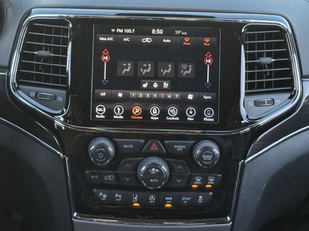 Used 2019 Jeep Grand Cherokee Overland AWD/4WD image 15