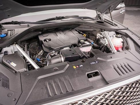 Used 2025 Genesis GV70 2.5T image 35