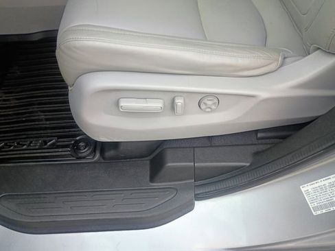 Used 2018 Honda Odyssey EX-L image 25