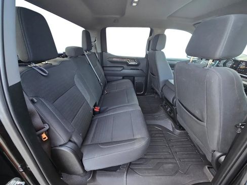 Used 2024 GMC Sierra 1500 SLE image 31