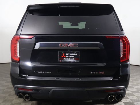 Used 2023 GMC Yukon XL AT4 image 19