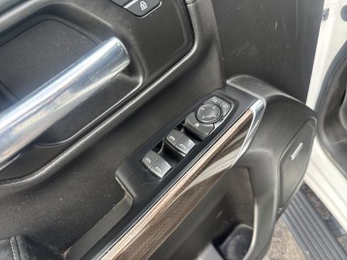 Used 2020 Chevrolet Silverado 1500 LT Trail Boss image 16