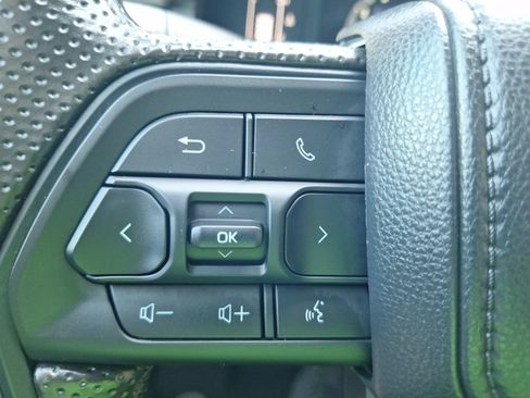 Used 2026 Toyota Tacoma SR AWD/4WD image 19