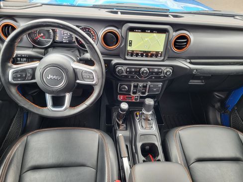 Used 2022 Jeep Gladiator Mojave w/ Cold Weather Group AWD/4WD image 22
