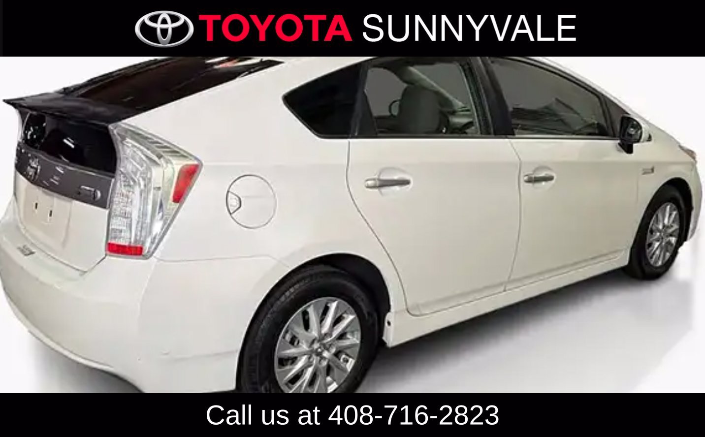 Used 2014 Toyota Prius Prime Plug-In Hybrid FWD image 2