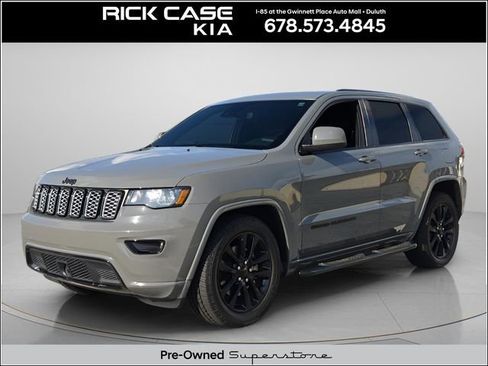 Used 2021 Jeep Grand Cherokee Laredo X RWD image 1