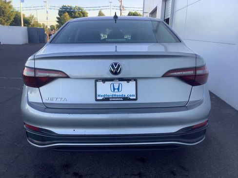 Used 2024 Volkswagen Jetta S FWD image 5