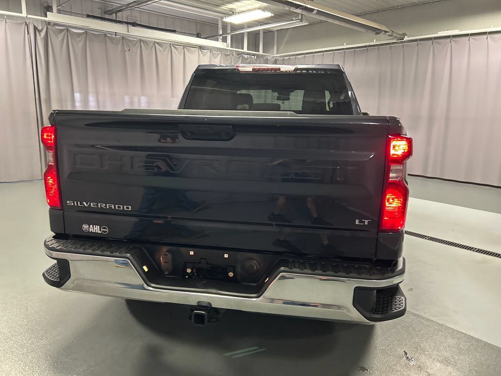 Used 2024 Chevrolet Silverado 1500 LT AWD/4WD image 6