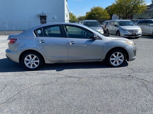 Used 2010 MAZDA MAZDA3 i Touring image 6