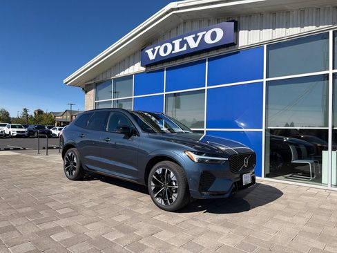Used 2026 Volvo XC60 B5 Plus AWD/4WD image 1