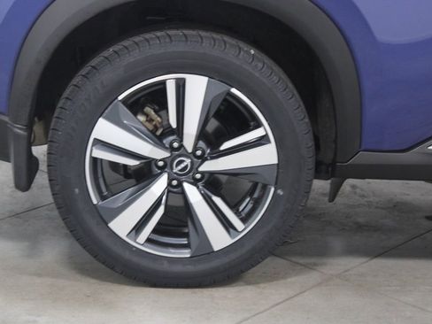 Used 2023 Nissan Rogue SL FWD image 13