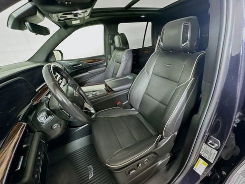 Certified 2023 Cadillac Escalade Premium Luxury w/ LPO, Floor Liner Package AWD/4WD image 23
