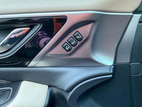 Used 2020 Subaru Outback Limited w/ Popular Package #2 image 14