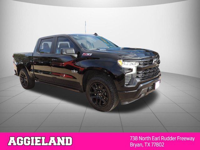 Used 2023 Chevrolet Silverado 1500 RST w/ Z71 Off-Road Package AWD/4WD image 3