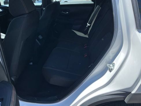 Used 2024 Honda HR-V Sport image 3