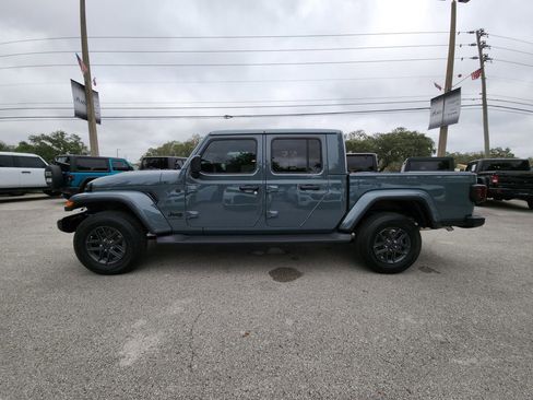New 2026 Jeep Gladiator Sport image 6