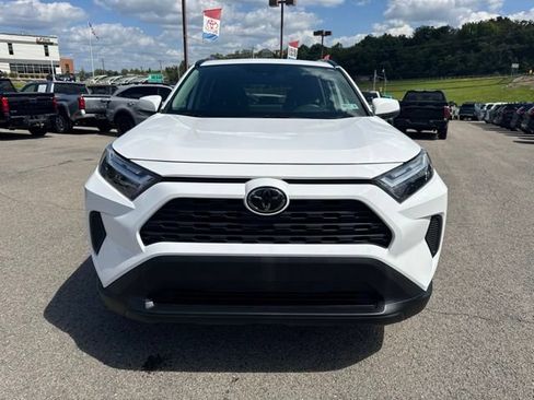Used 2024 Toyota RAV4 XLE w/ Convenience Package AWD/4WD image 2