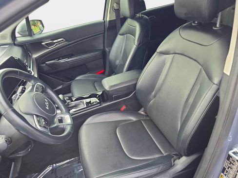 Used 2023 Kia Sportage EX FWD image 14