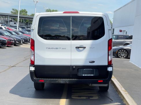 Used 2022 Ford Transit 350 XLT RWD image 4