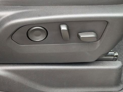 Used 2021 Chevrolet Tahoe High Country w/ Premium Package image 39