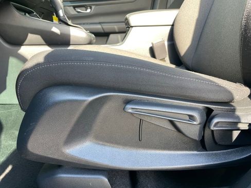 Certified 2025 Honda CR-V LX image 26