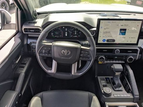 New 2026 Toyota 4Runner Limited AWD/4WD image 15
