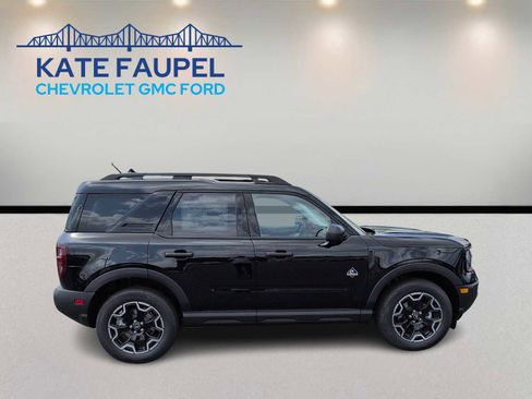 New 2026 Ford Bronco Sport Outer Banks AWD/4WD image 8