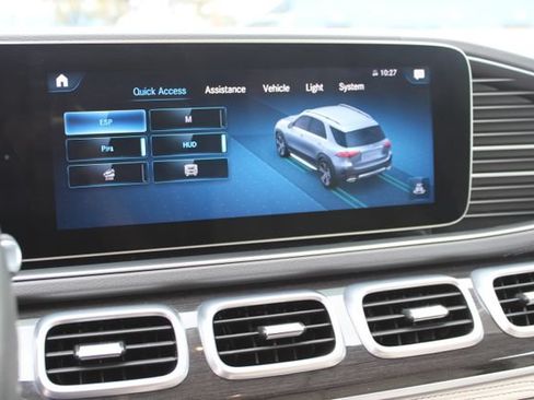 Used 2020 Mercedes-Benz GLE 450 4MATIC image 32