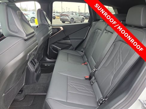 Used 2025 BMW X3 xDrive30i w/ Premium Package image 9