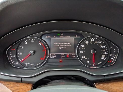 Used 2023 Audi Q5 2.0T Premium w/ Convenience Package image 23