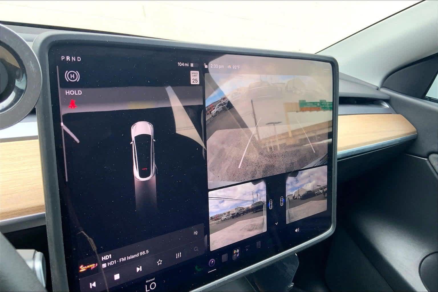 Used 2022 Tesla Model Y Long Range AWD/4WD image 26
