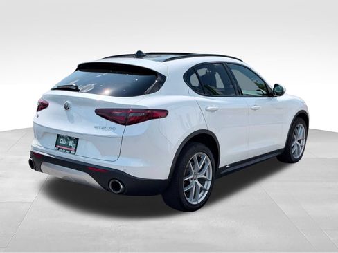 Used 2019 Alfa Romeo Stelvio Ti Sport w/ Quick Order Package 22S Sport AWD/4WD image 5