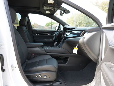 New 2025 Cadillac XT6 Premium Luxury w/ Technology Package image 27