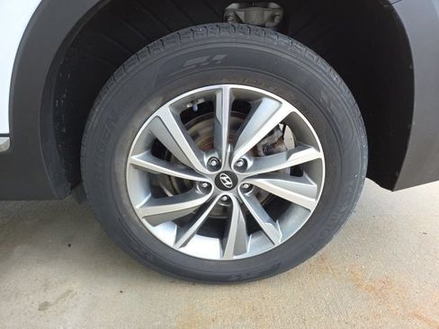 Used 2019 Hyundai Santa Fe AWD image 64