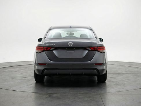Used 2025 Nissan Sentra SV FWD image 9