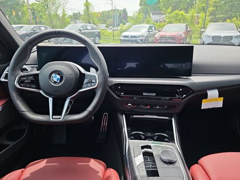 New 2026 BMW 330i xDrive Sedan w/ M Sport Package AWD/4WD image 12