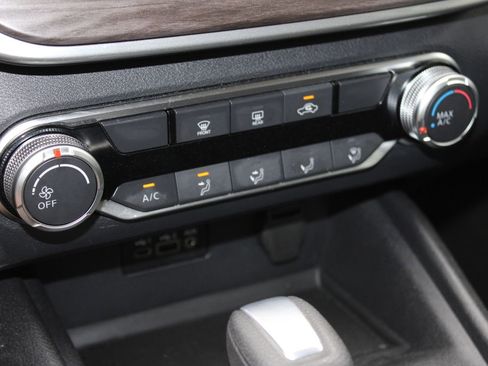 Certified 2025 Nissan Altima 2.5 SV image 22