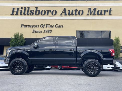 Used 2017 Ford F150 XLT w/ Equipment Group 302A Luxury AWD/4WD image 3