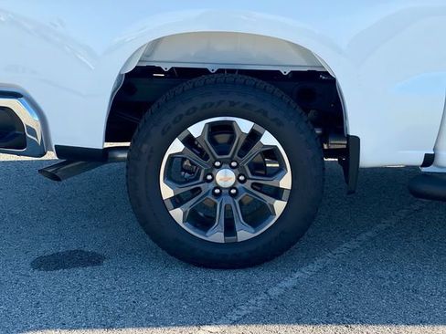 New 2026 Chevrolet Silverado 1500 LT image 37