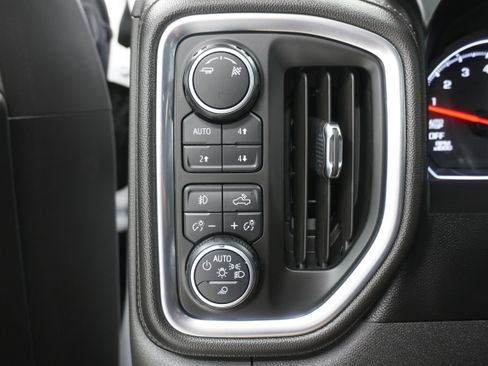 Used 2019 Chevrolet Silverado 1500 LT Trail Boss image 23