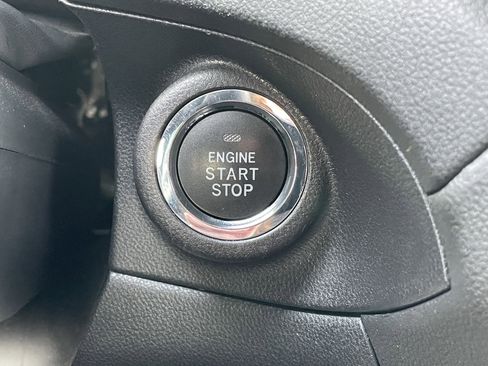 Used 2024 Subaru Ascent Premium w/ Convenience Package image 21