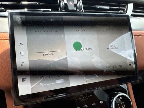 New 2026 Jaguar F-PACE R-Dynamic S image 19