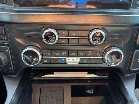 Used 2023 Ford F350 Lariat w/ FX4 Off-Road Package image 15