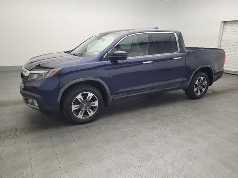 Used 2017 Honda Ridgeline RTL-E image 2