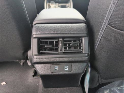 Used 2025 Honda Accord SE image 17